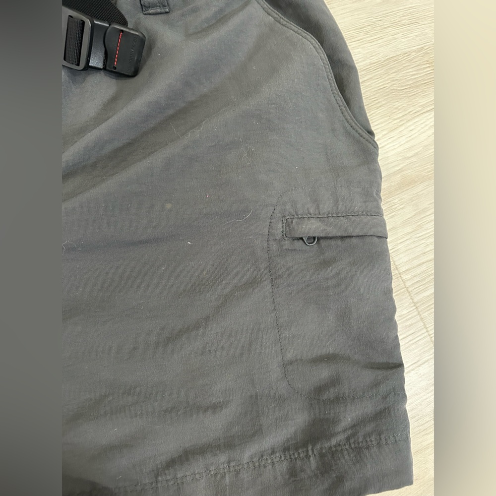 The north face TNF  gray women’s shorts -L - Picture 3 of 4